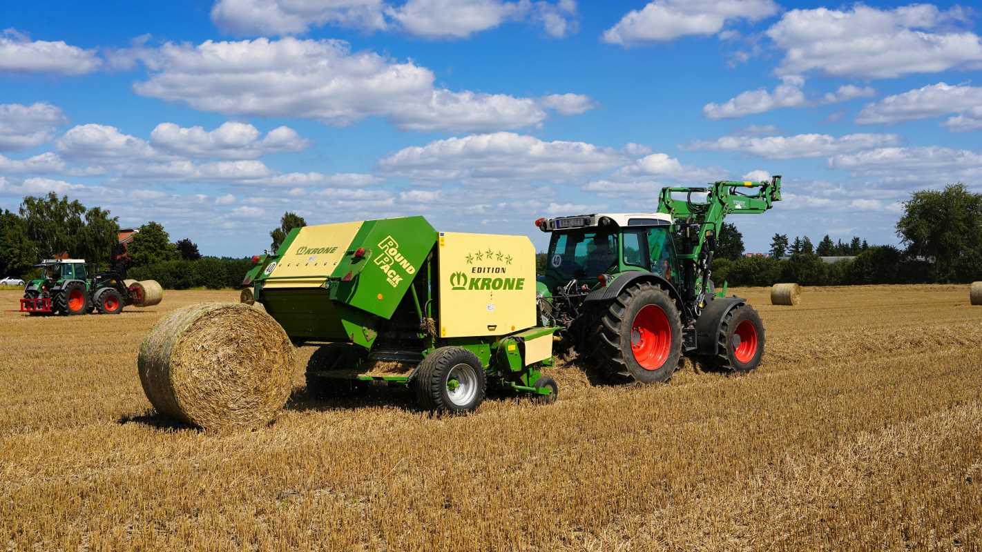 5 Smart Ways to Use Automated Hay Balers for Increased Productivity